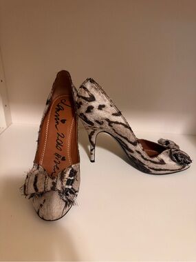 Lanvin Leopard Print Silk Bow Pumps